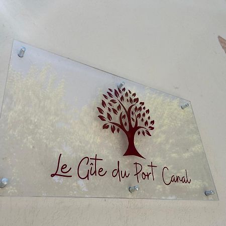 Le Gite Du Port Canal 모이작 외부 사진